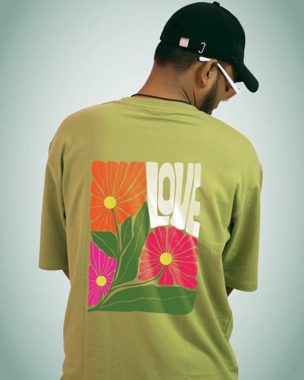 Love in Bloom Oversized Graphic T-Shirt